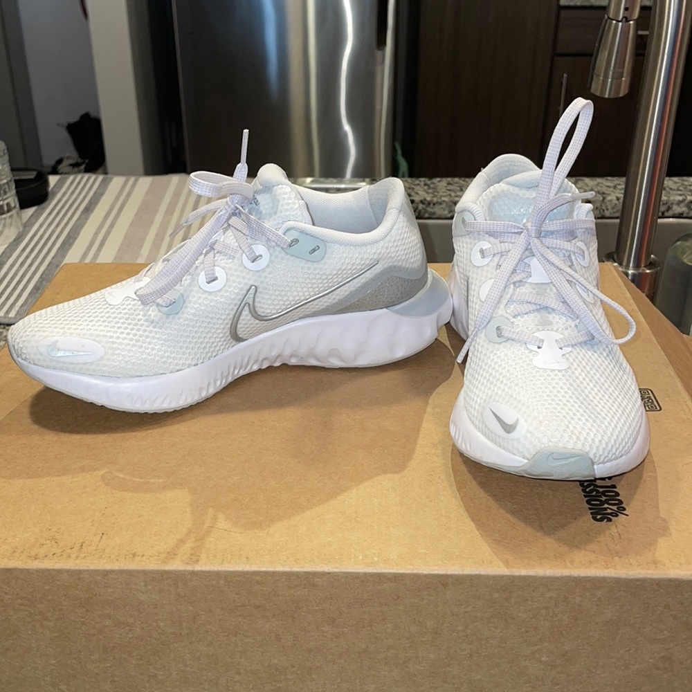 Nike Renew Run
